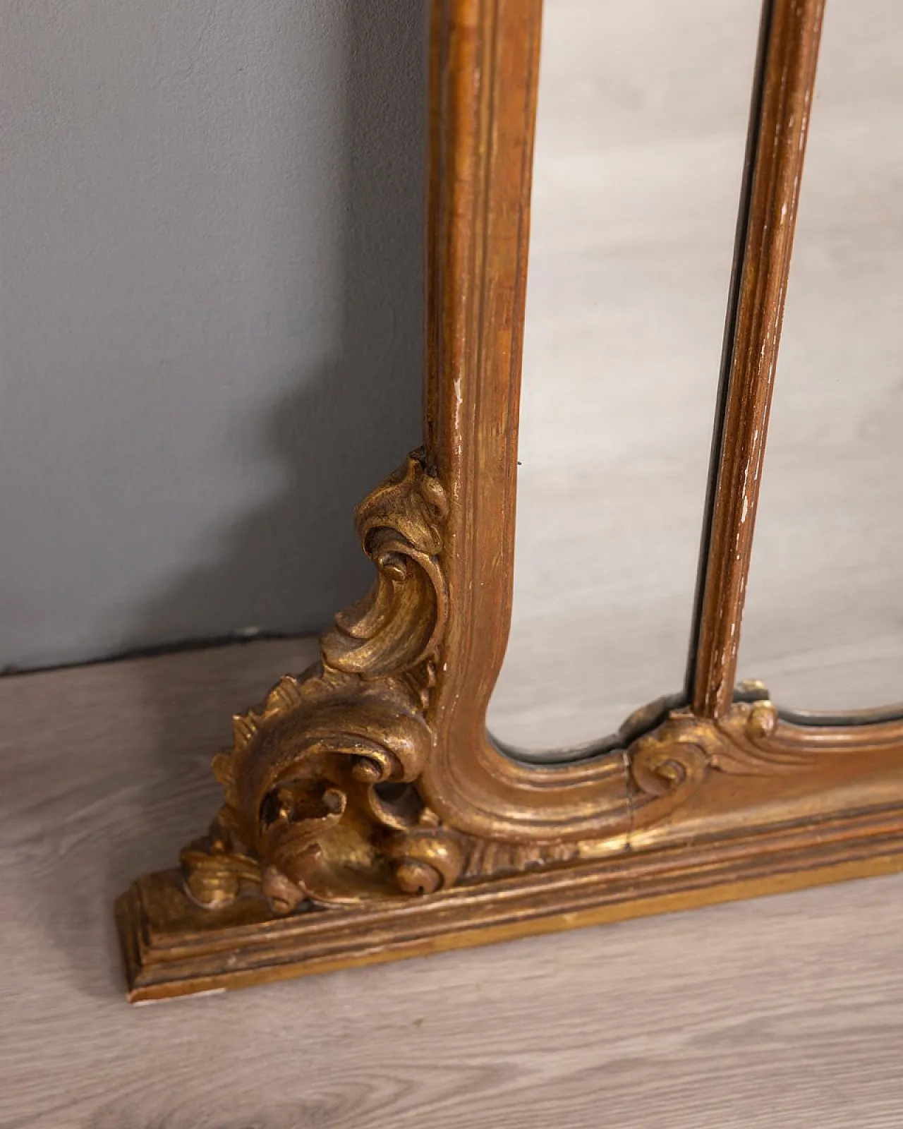 Specchio da parete in stile barocco in legno dorato, fine '800 7