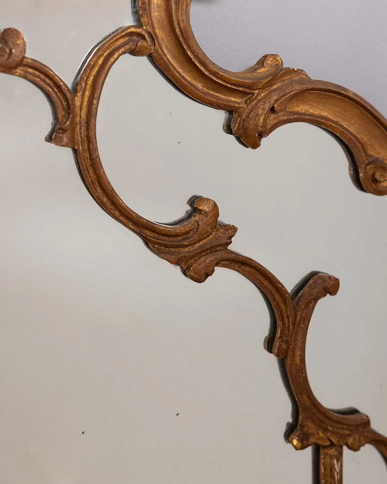 Specchio da parete in stile barocco in legno dorato, fine '800 10
