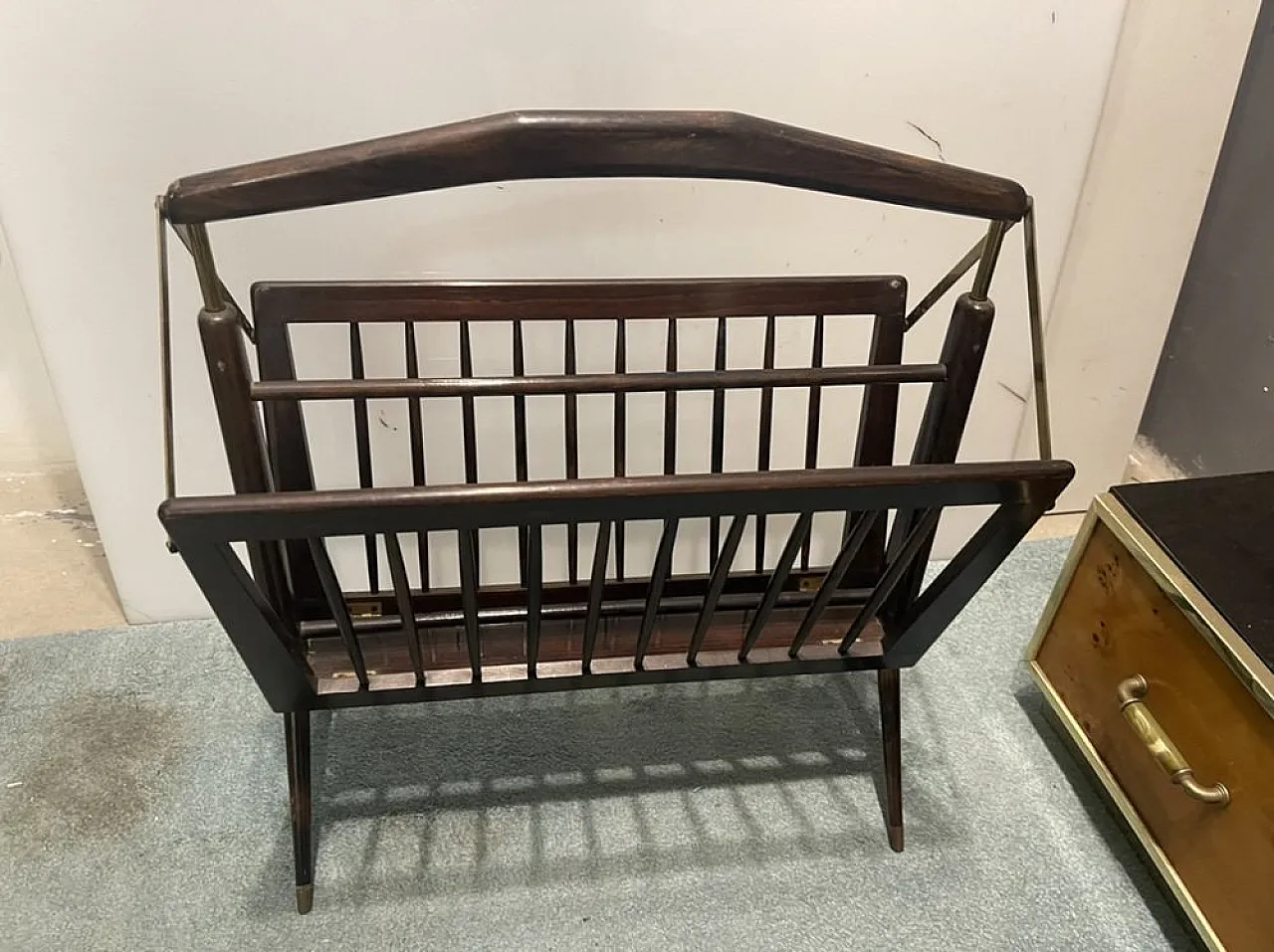 Folding magazine rack in stained wood and brass by Cesare Lacca, Italy, 1950s 3