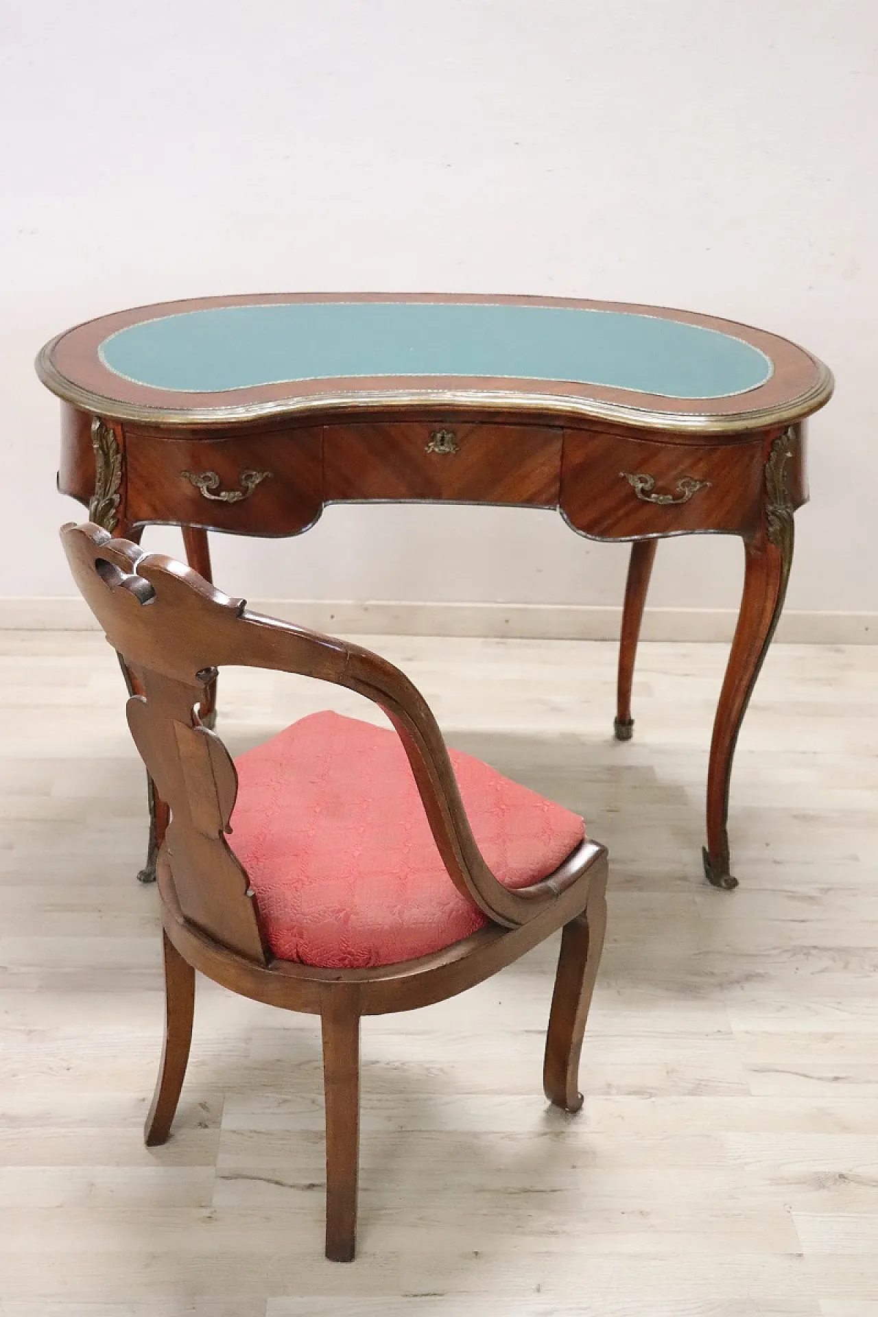 Raffinata scrivania classica, '900 3