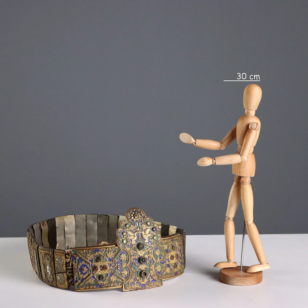 Ceremonial belt with engraved metal plaques, 20th century 2