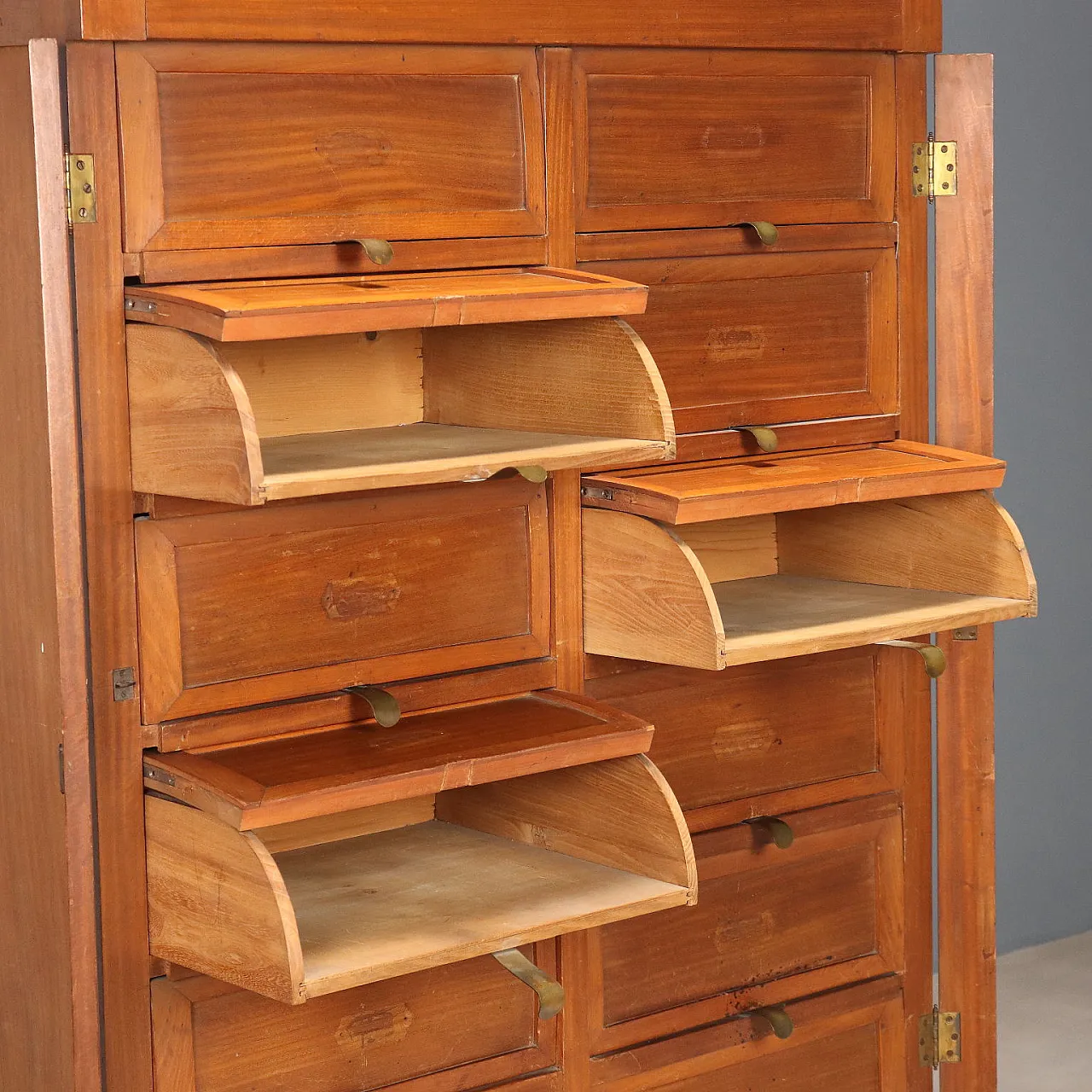 Chest of drawers in mahogany, oak, poplar and bronze, 20th century 3