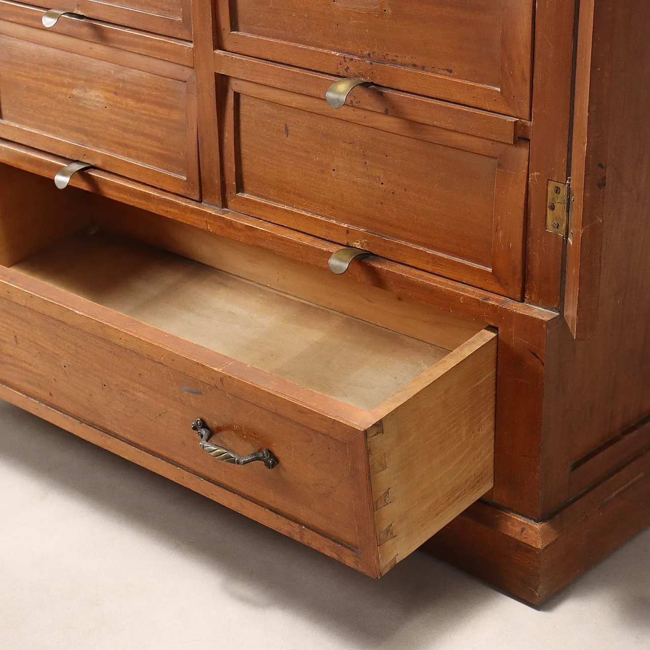 Chest of drawers in mahogany, oak, poplar and bronze, 20th century 6