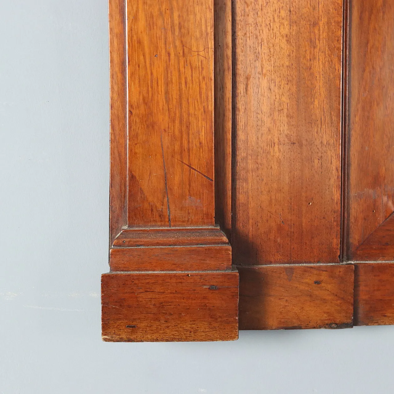 Camino Impero in noce con specchio, metà '800 4