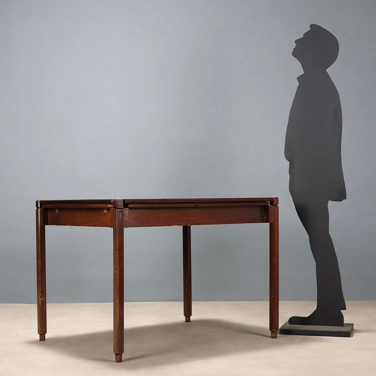 Exotic wood veneer table, 20th century 2