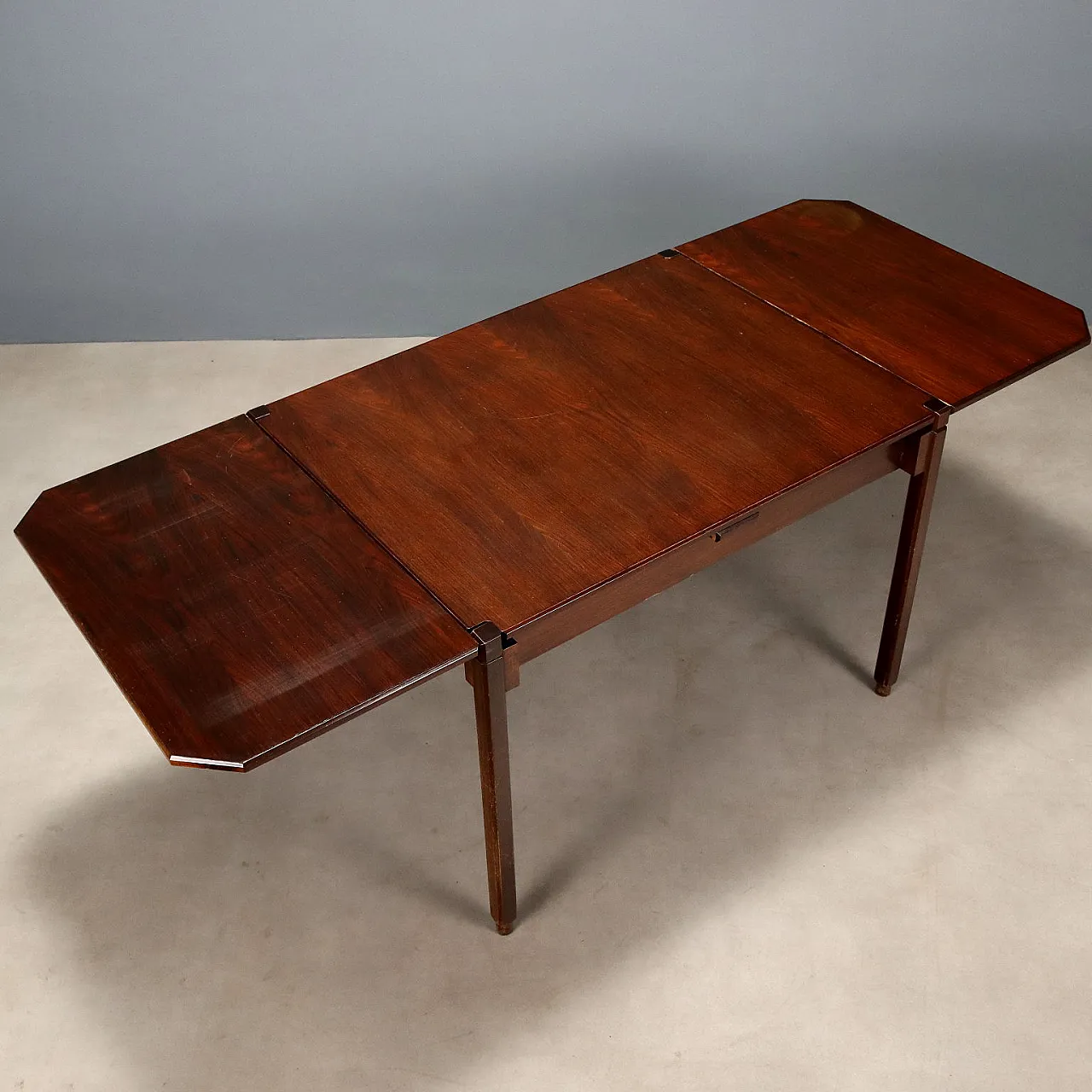 Exotic wood veneer table, 20th century 4