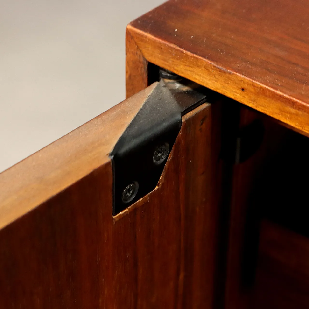 Sideboard with walnut veneer, 20th century 9