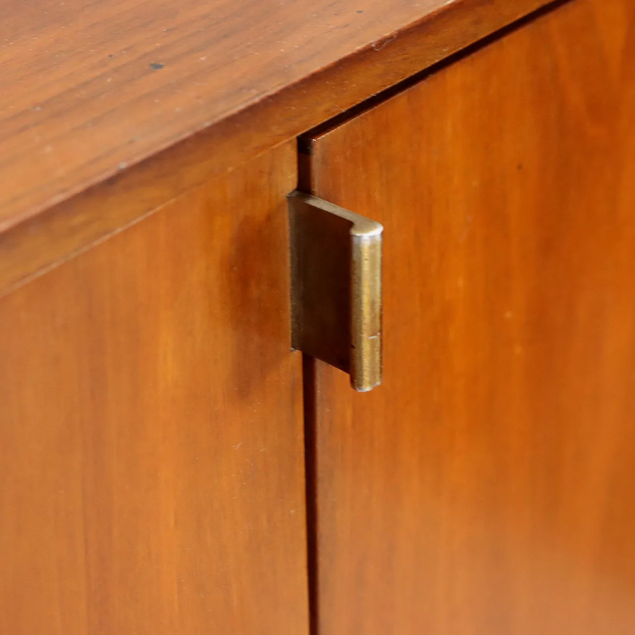 Sideboard with walnut veneer, 20th century 10