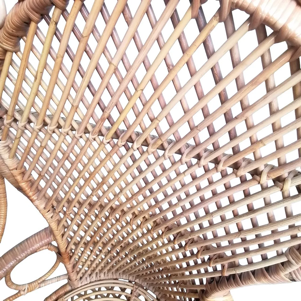 Poltrona "Peacock", o poltrona Emmanuelle, 1970s 7