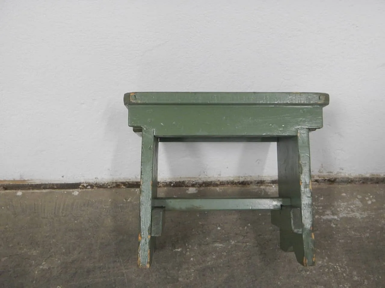 Sgabello di appoggio in legno di abete 1960 6