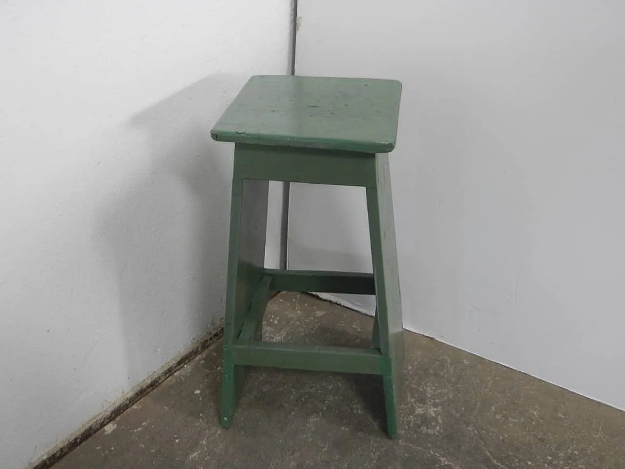 Sgabello in legno di abete 1960 1