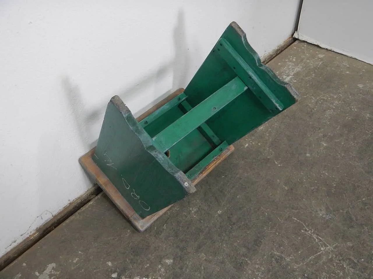 Sgabello di appoggio in legno di abete 1960 9