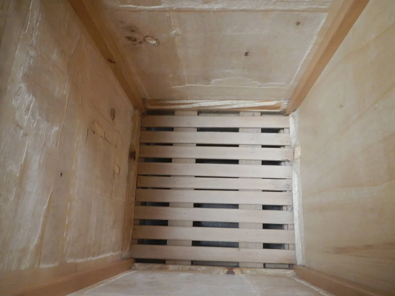 Container box with wheels 1960 7