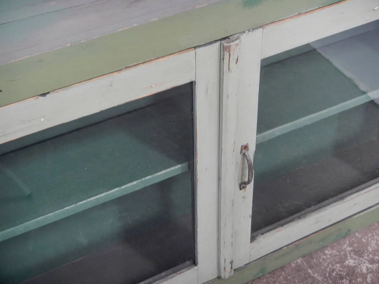 Vetrinetta in legno di abete 1960 10