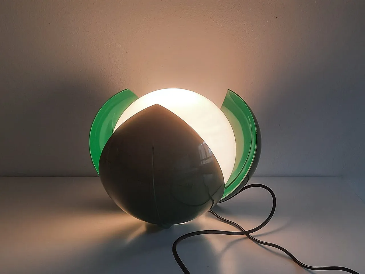 Frine lamp by Studio Tetrarch for Artemide, 70s 18