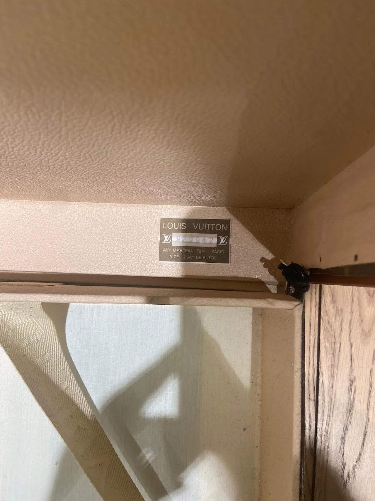 Valigia di Louis Vuitton Tela Monogramma, anno '90 13