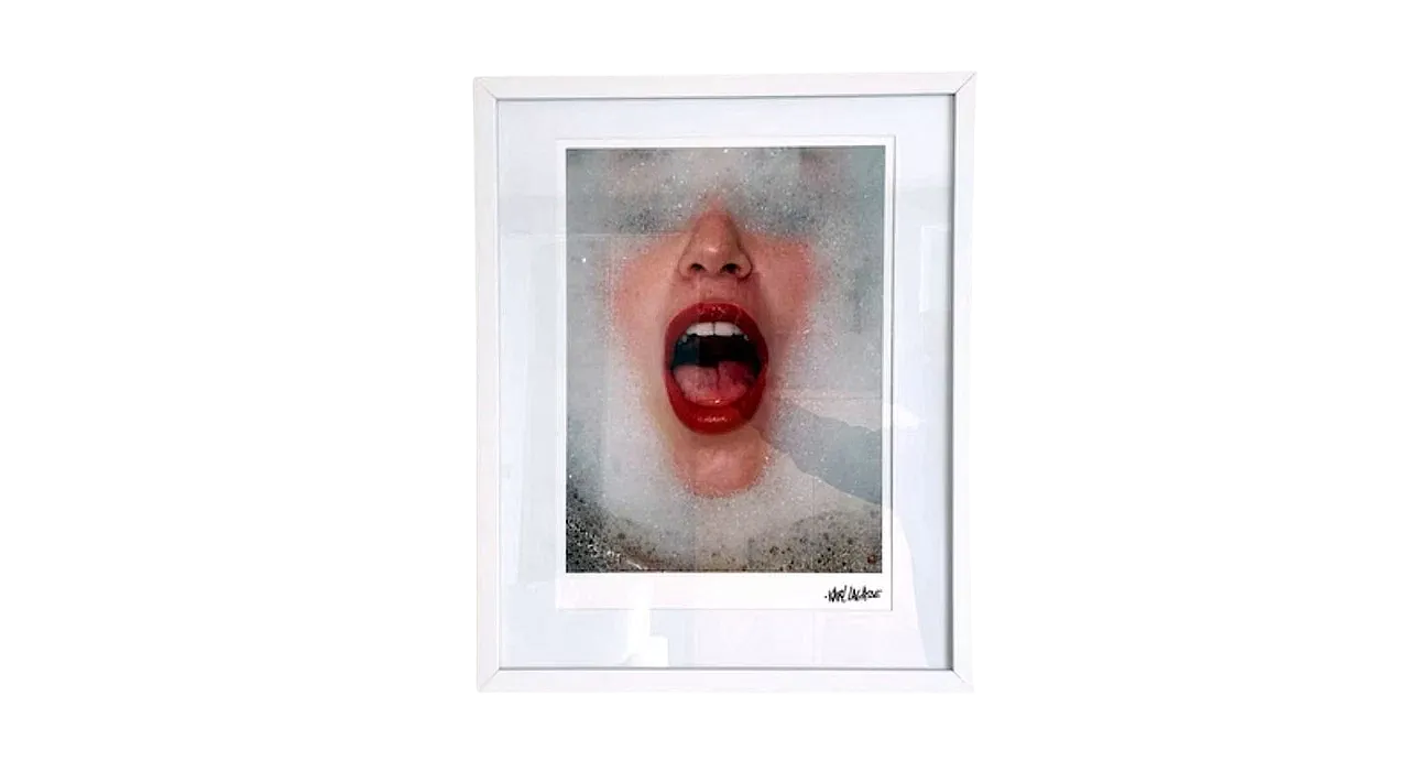 Femme dans son bain art print signed by Karl Lagasse, 1981 5