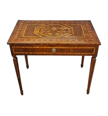 Scrittorio Luigi XVI lastronato in noce e ciliegio, metà '700