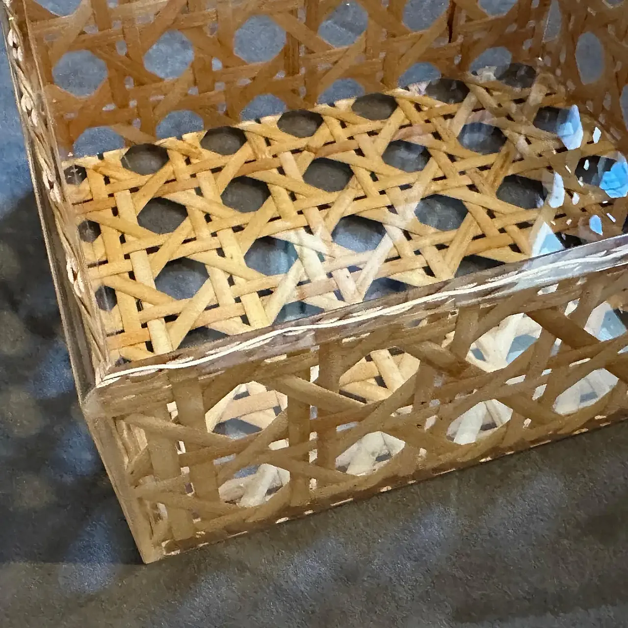 Scatola di lusso in plexiglass e paglia di Vienna di Dior Home,anni 80 6