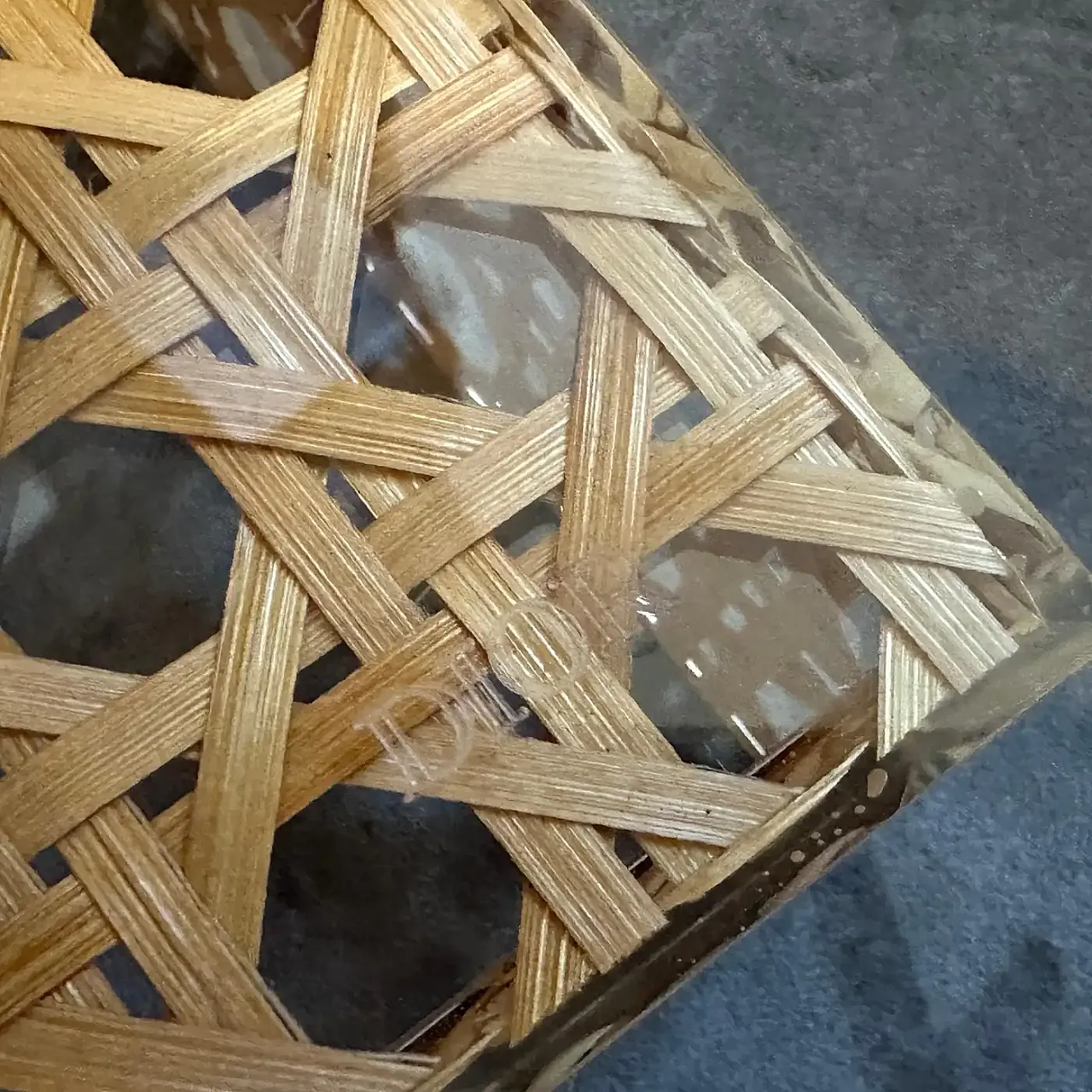 Scatola di lusso in plexiglass e paglia di Vienna di Dior Home,anni 80 9