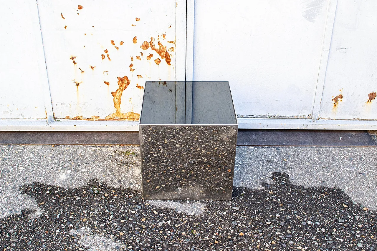 Space Age coffee table in steel and mirror, 1970s 3