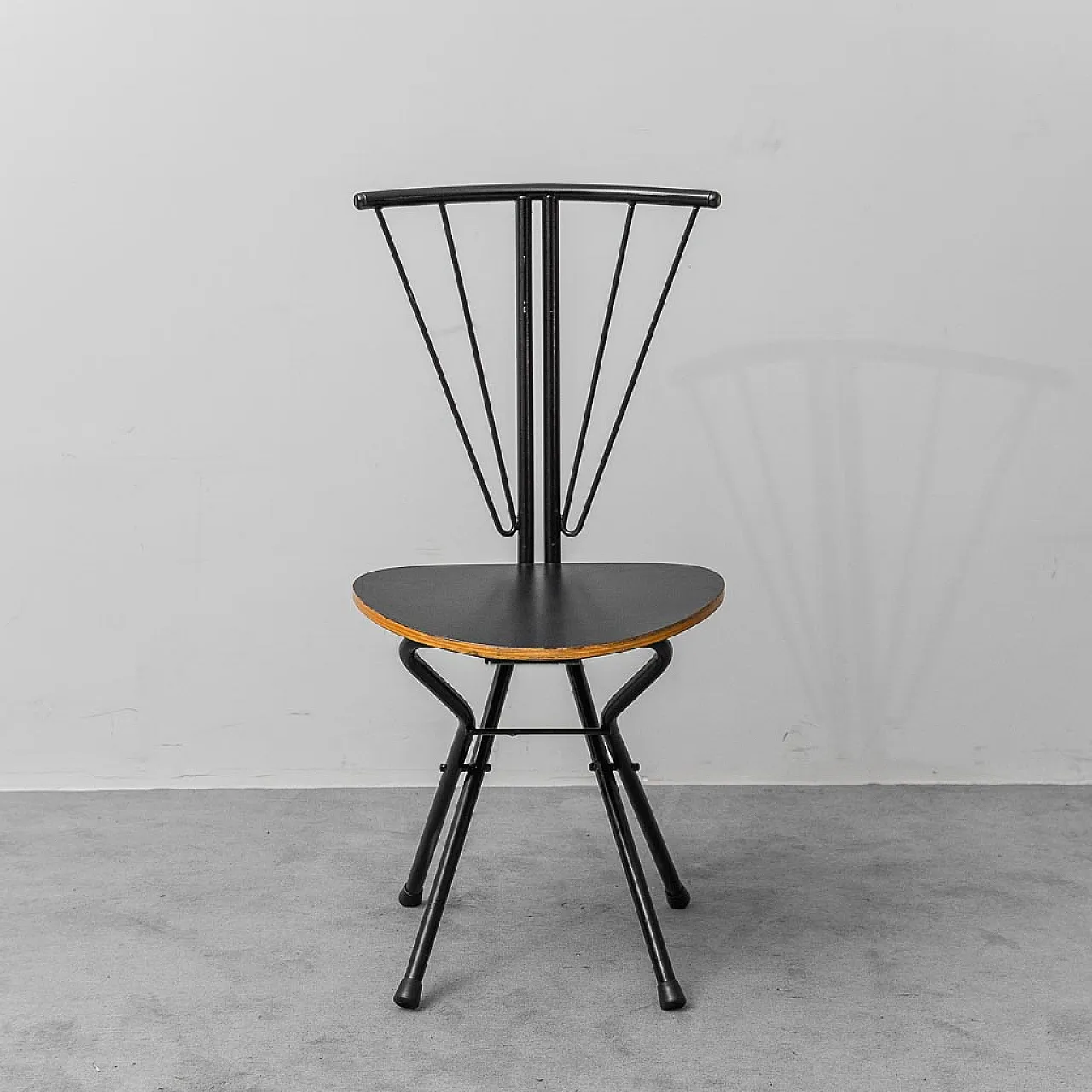 4 folding chairs in wood and metal, 1970s 3