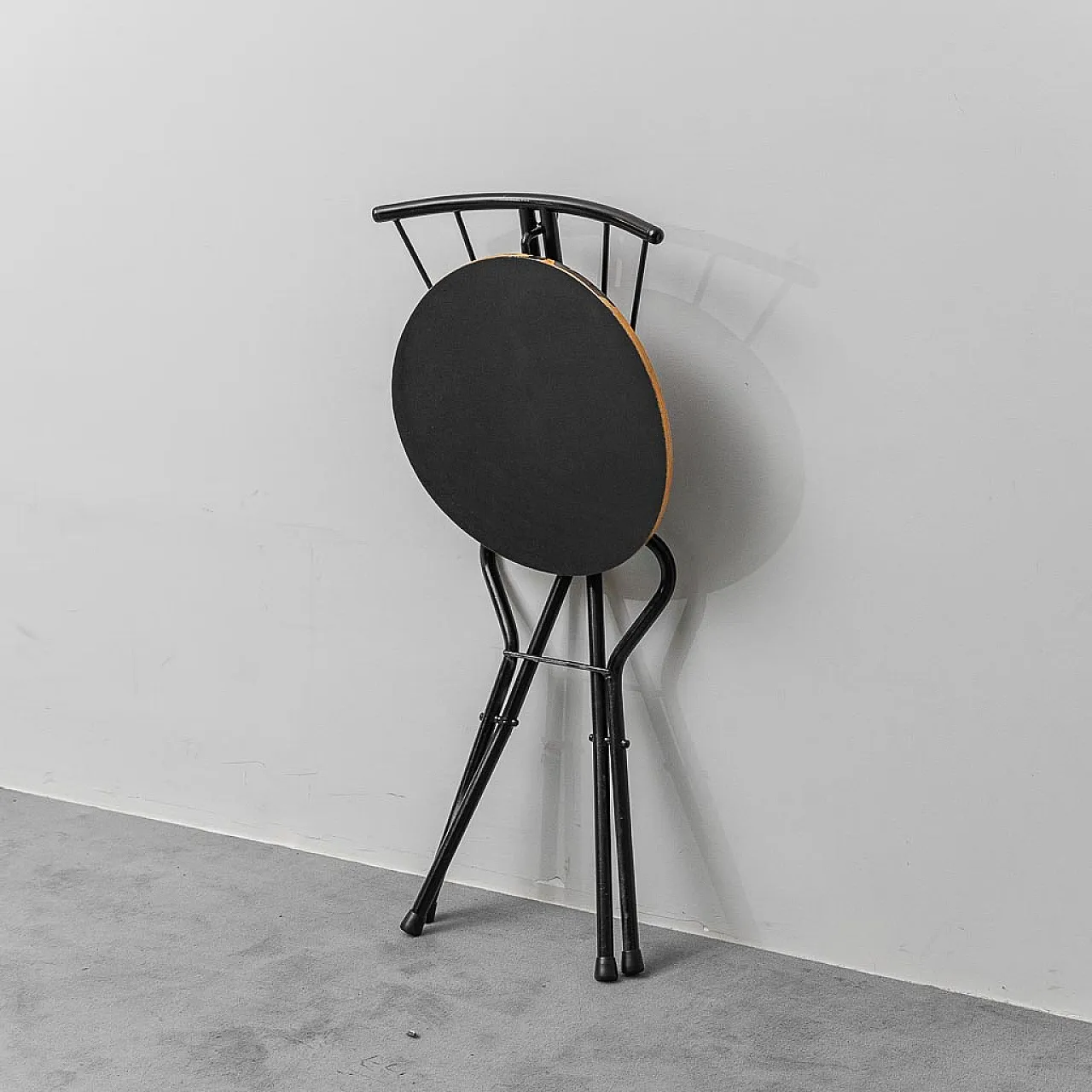 4 folding chairs in wood and metal, 1970s 10