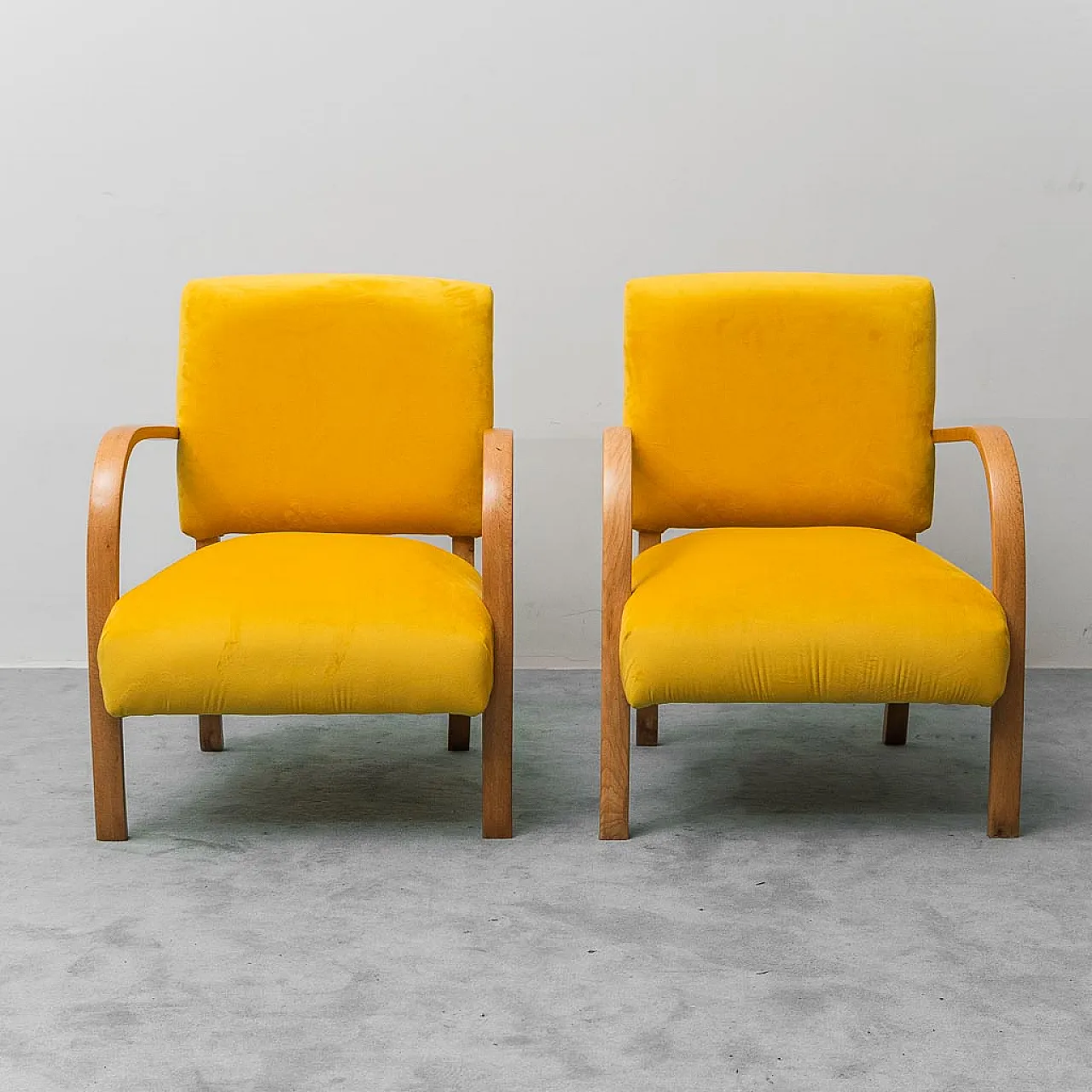 Pair of armchairs in yellow velvet and wood, 1950s 8