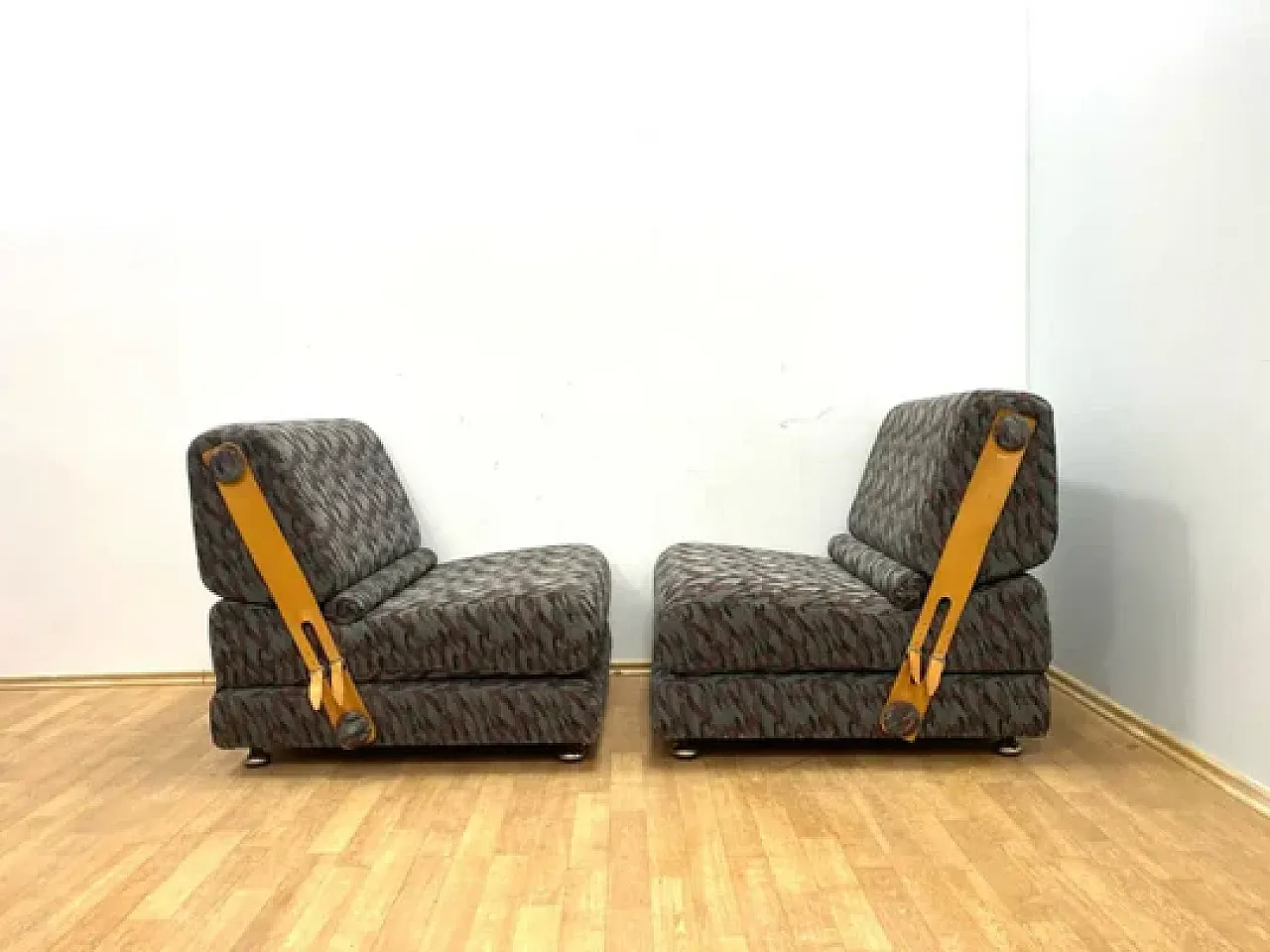 Mid-Century folding two-seat sofa, 1970s 12