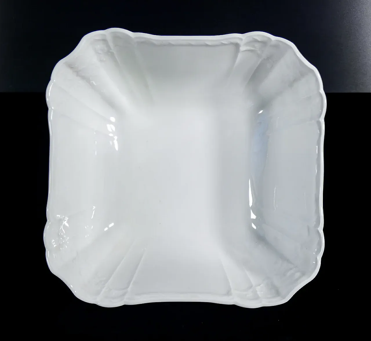 52 piatti Rocaille di Krister Porzellan Manufaktur, metà '900 2