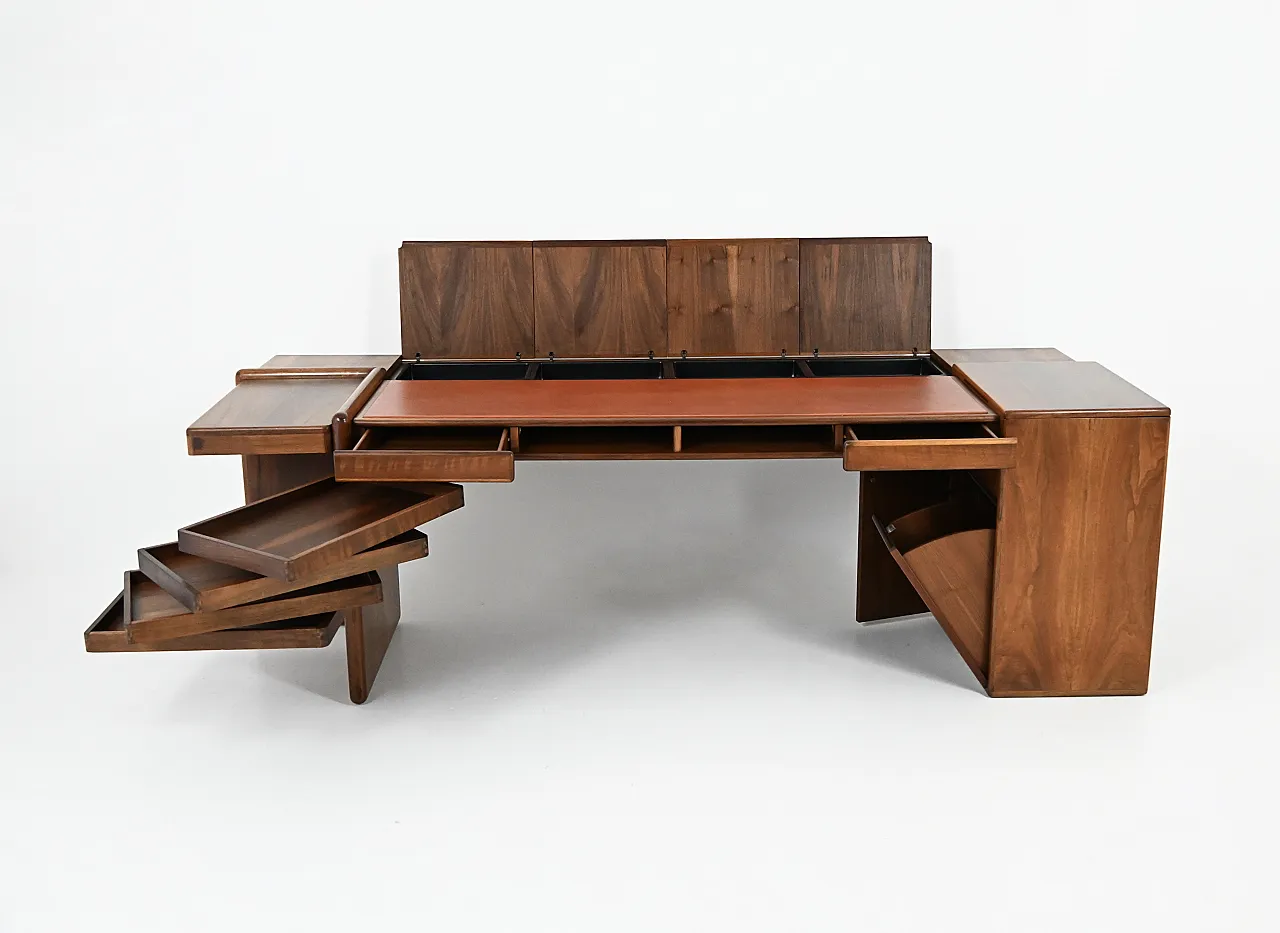 Desk by Fabio Lenci for Bernini, 1970s 7