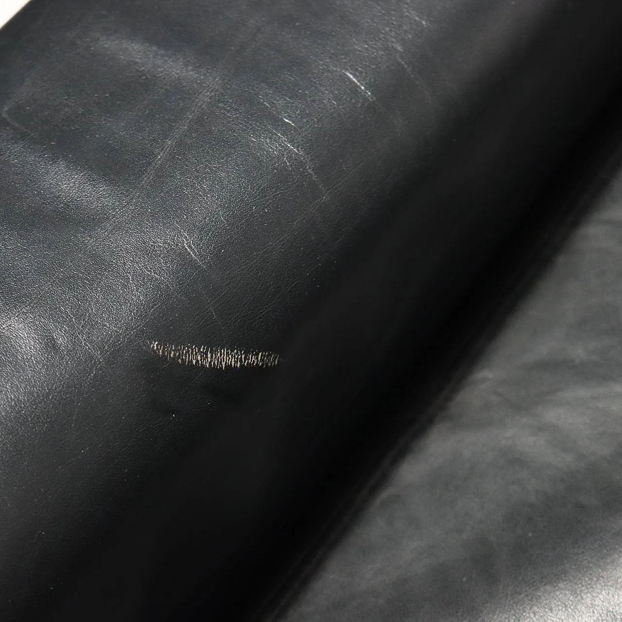 Pair of wooden armchairs and leather upholstery, 20th century 9