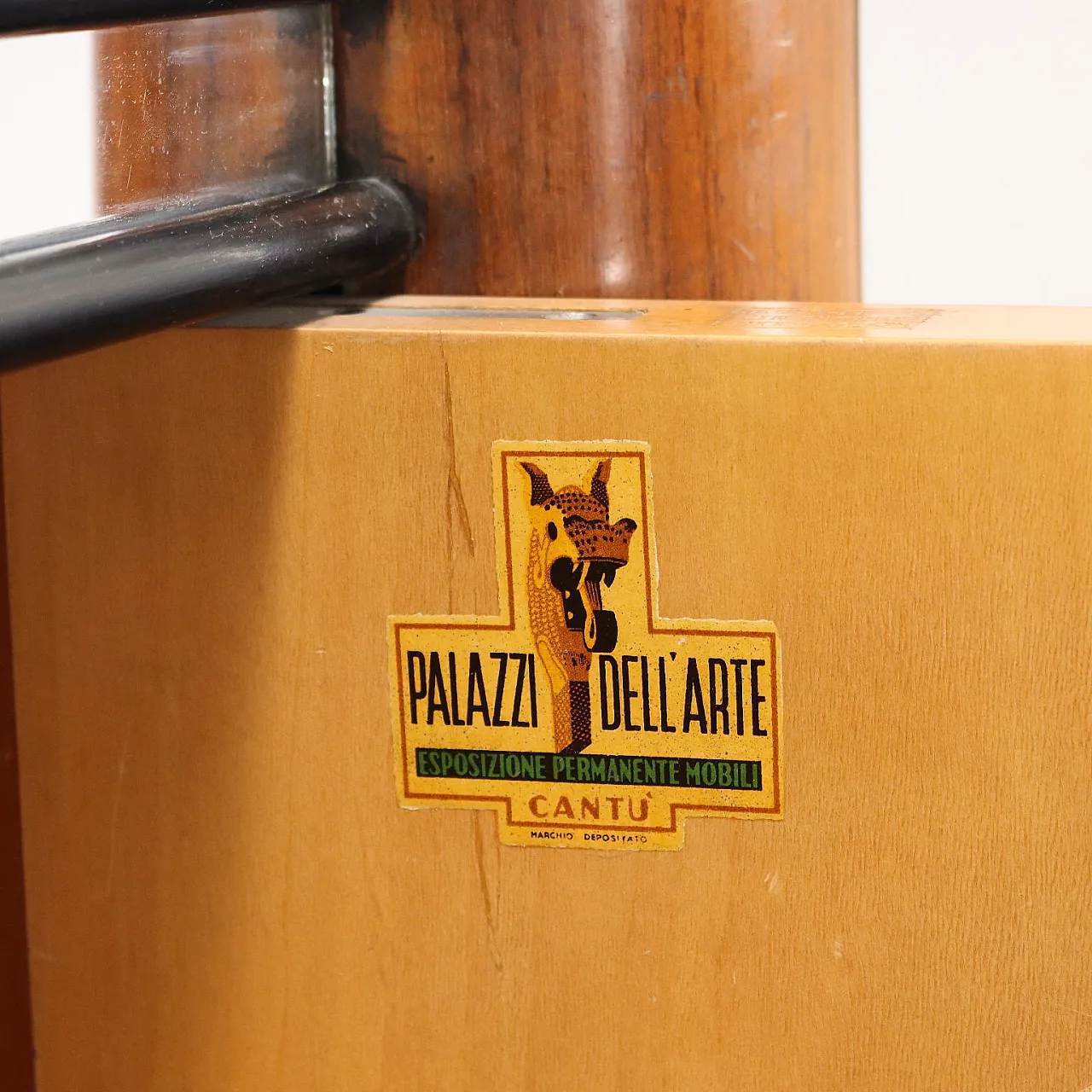 Walnut veneered cabinet by Palazzi dell'Arte, 1940s 8