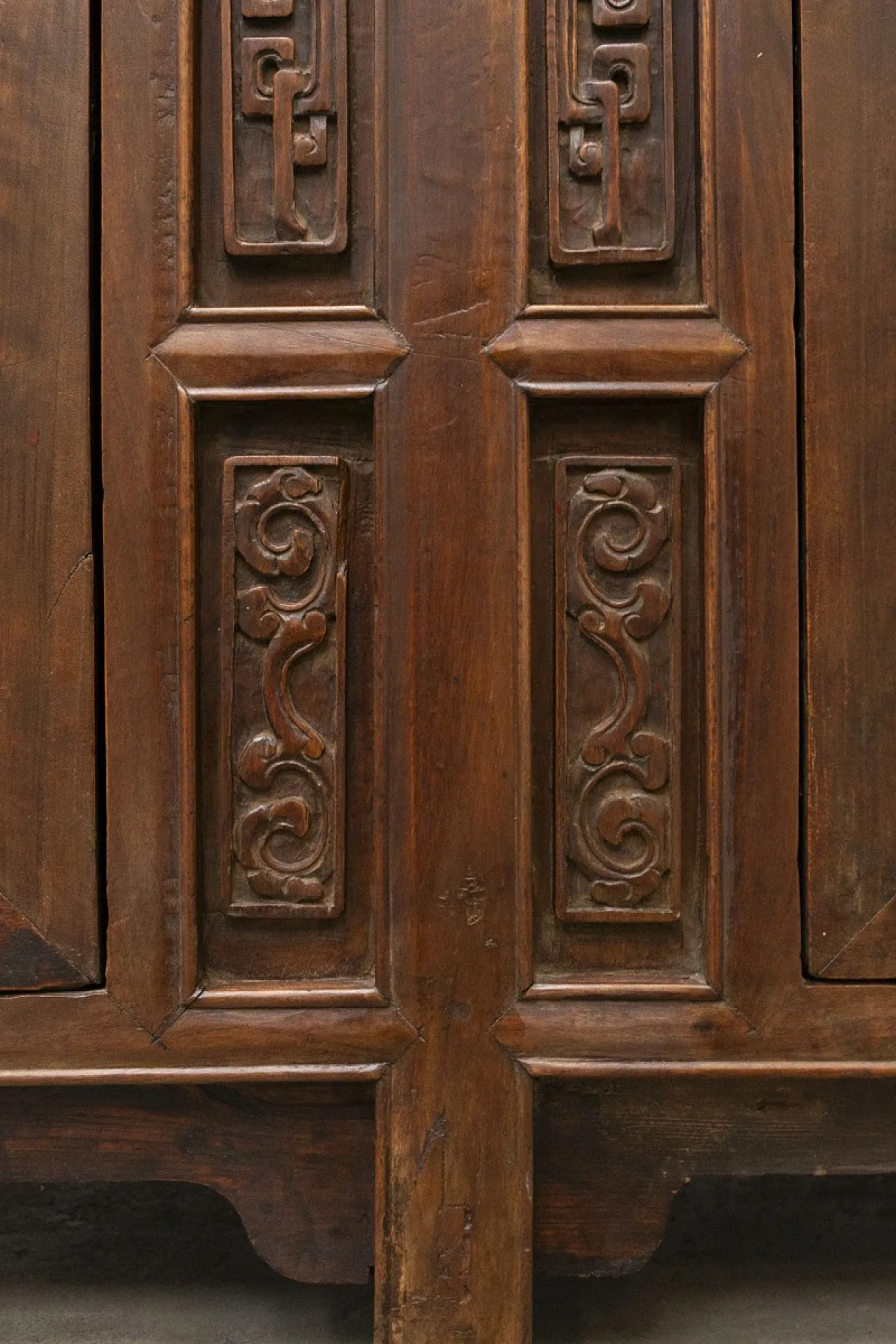 Credenza cinese in legno di olmo, primo '800 7