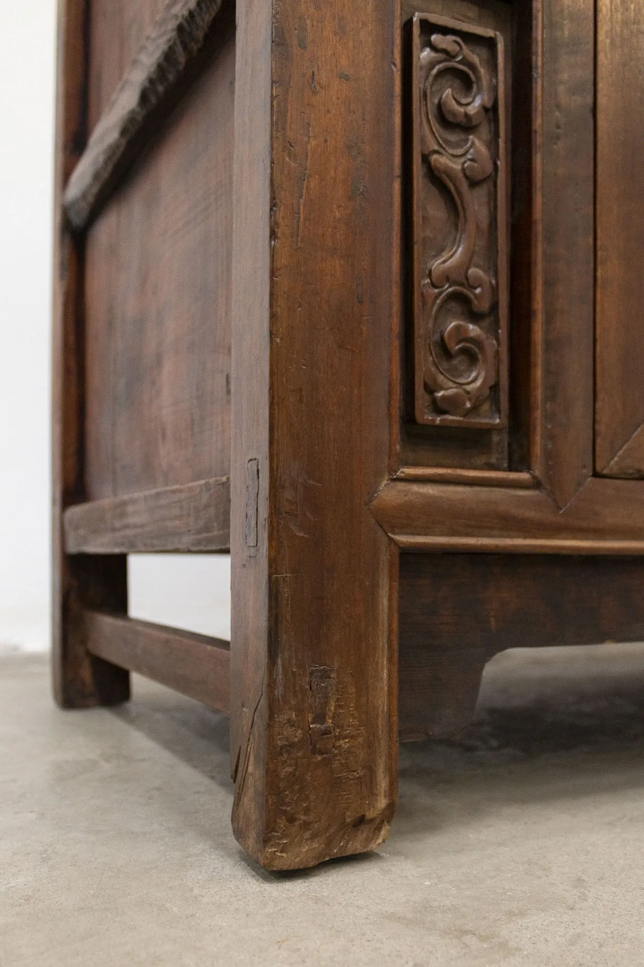Credenza cinese in legno di olmo, primo '800 10