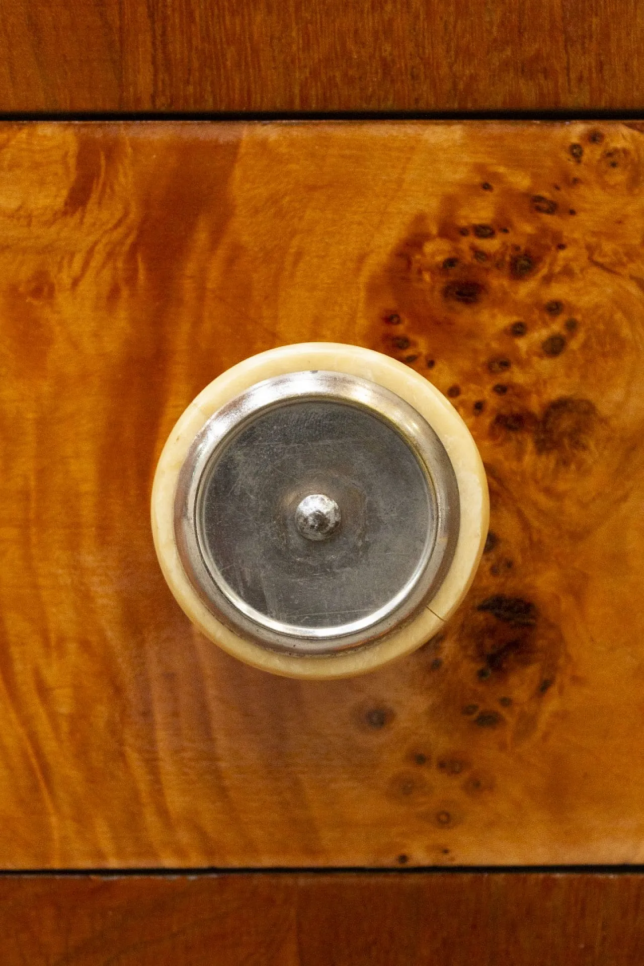 Comò Art Déco in radica di betulla, anni '40 13