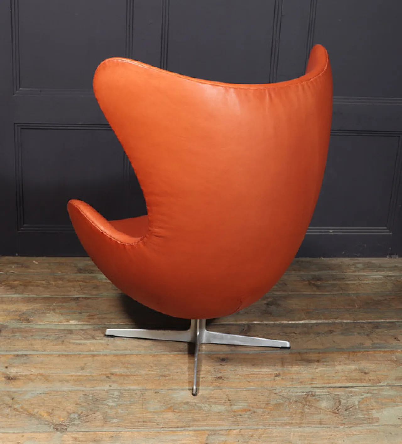 Sedia Egg in pelle di Fritz Hansen 3