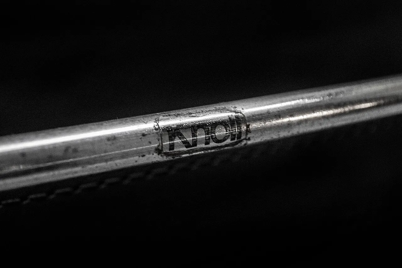 Chaise longue MR di Ludwig Mies Van Der Rohe per Knoll, anni '80 4