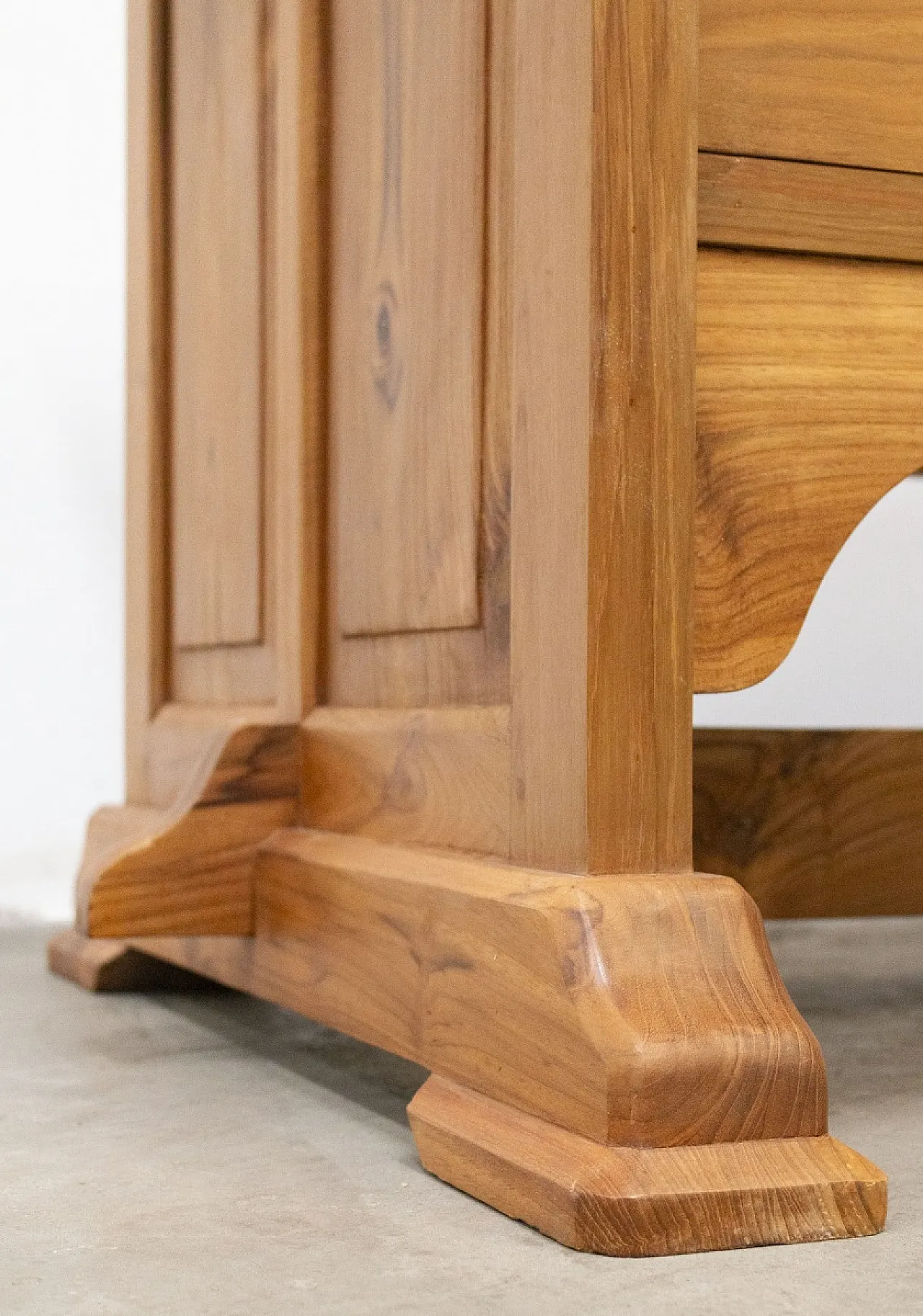 Scrivania indonesiana in legno massello di teak, primo '900 9