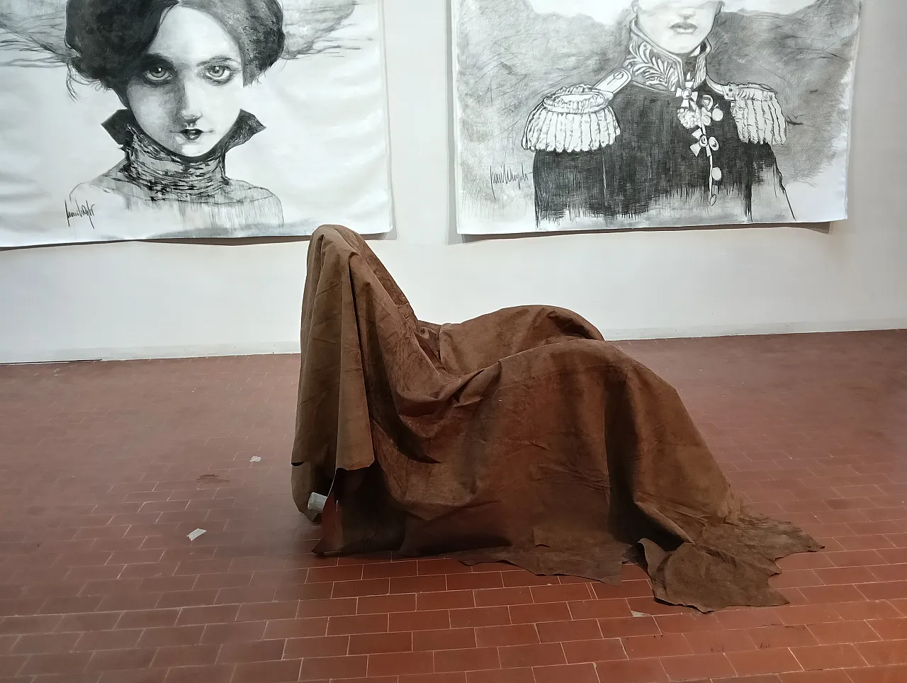 Animalier style rocking armchair, 70s 2