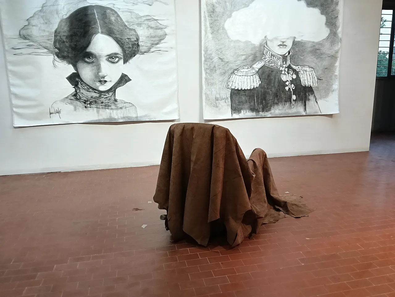 Animalier style rocking armchair, 70s 3