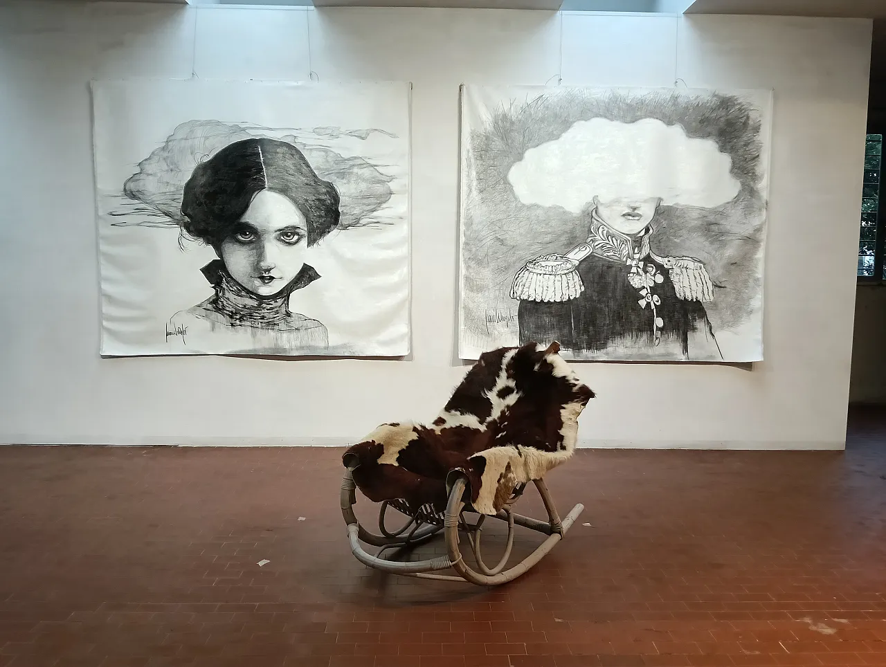 Animalier style rocking armchair, 70s 4