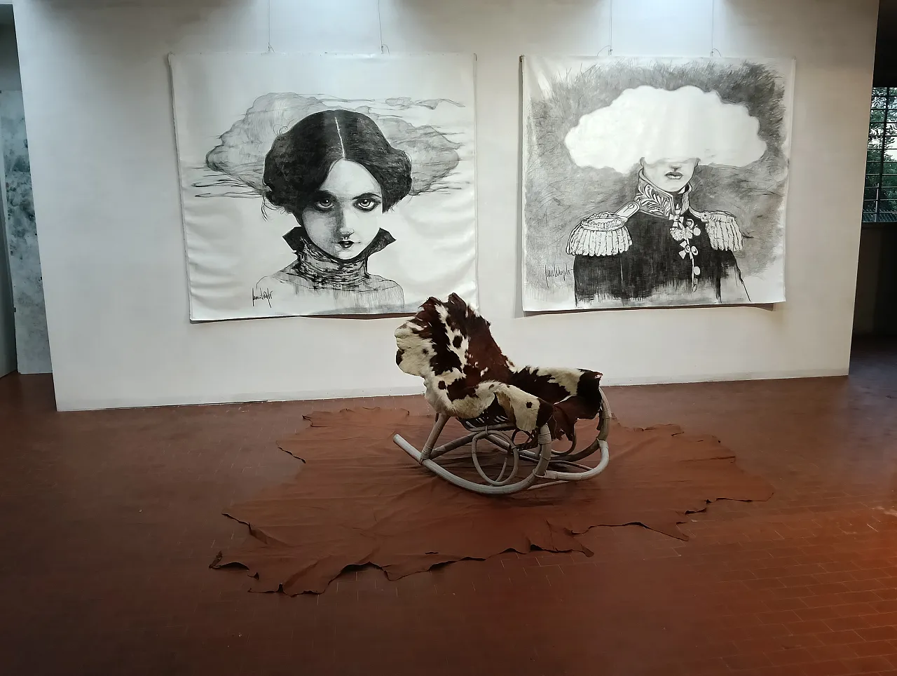 Animalier style rocking armchair, 70s 5