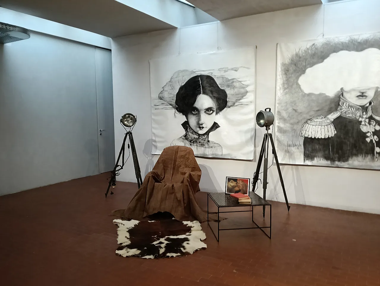 Animalier style rocking armchair, 70s 9