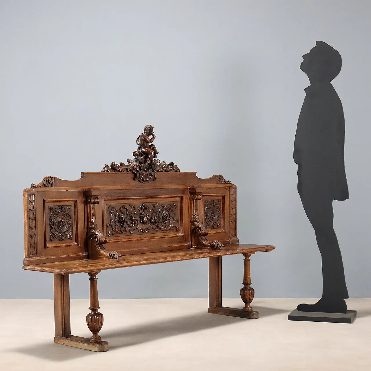 Richly carved walnut bench, late 19th century 3