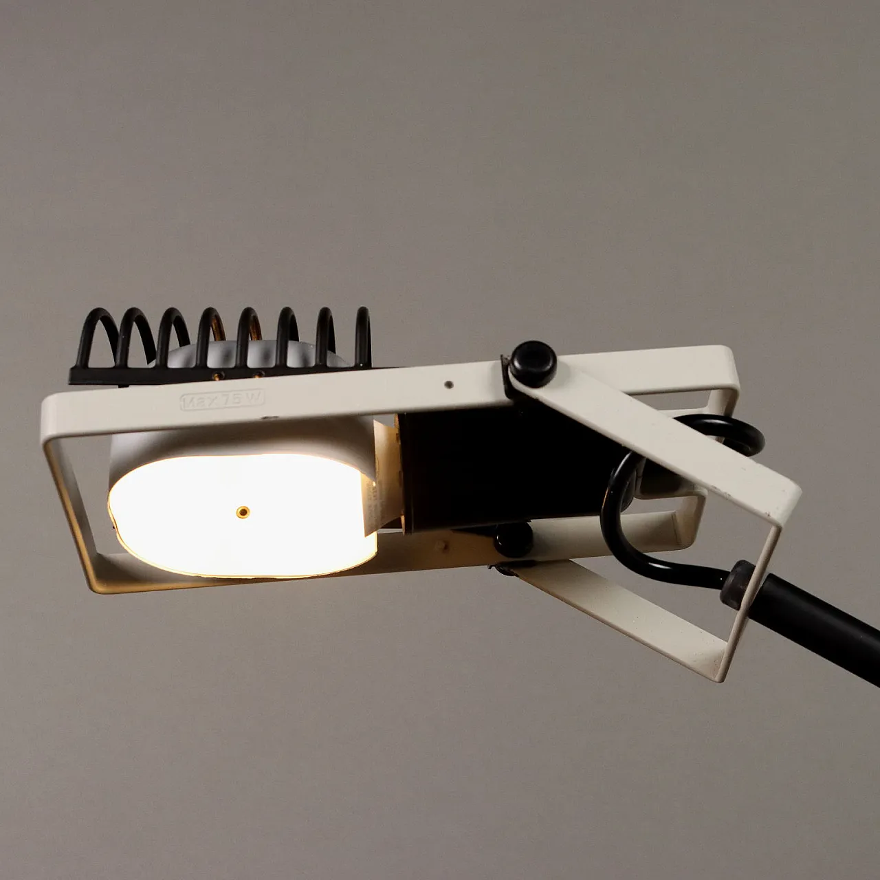 Lampada Sintesi Morsetto di Ernesto Gismondi per Artemide, fine '900 4