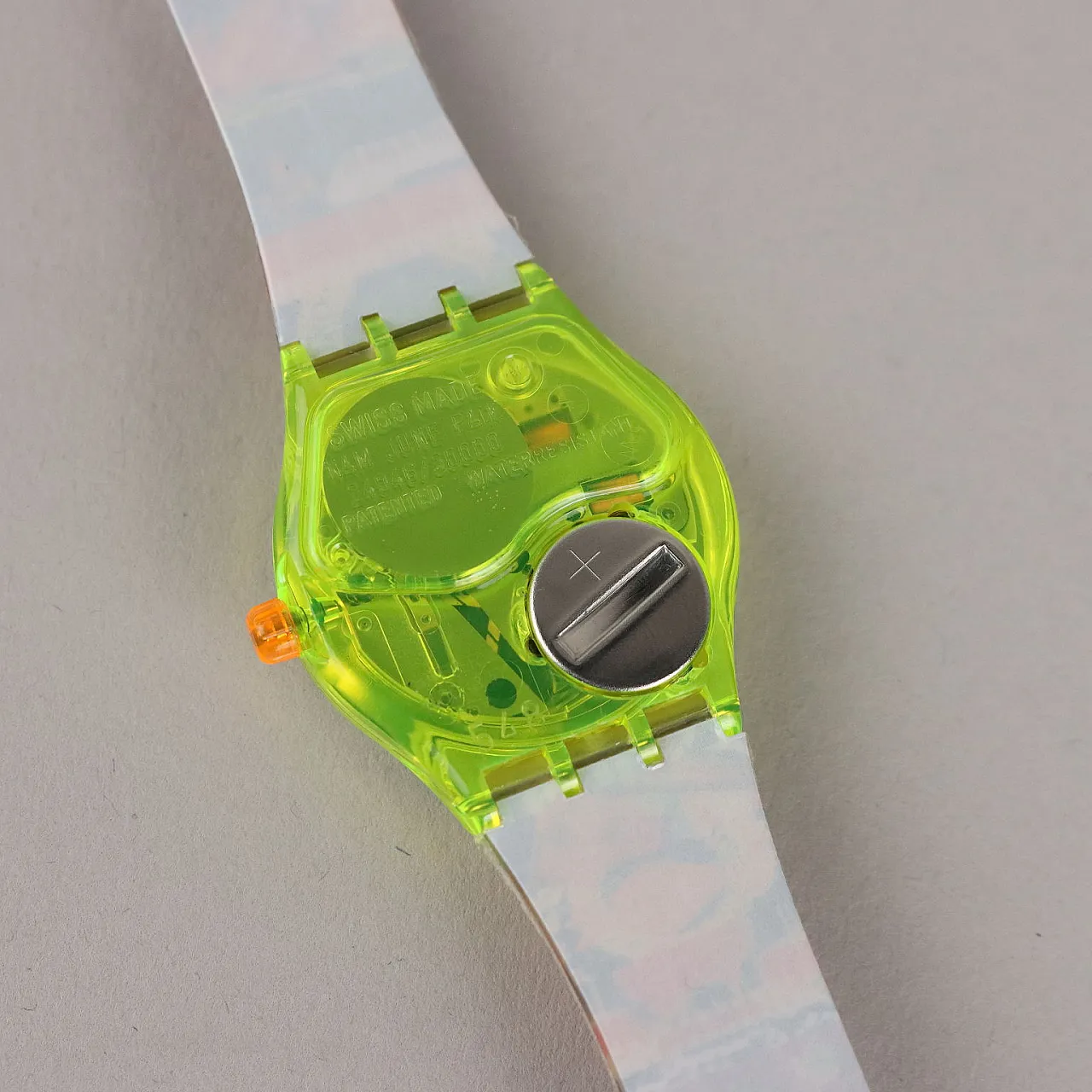 Swatch Zapping di Nam June Paik SLZ 104, anni '90 5