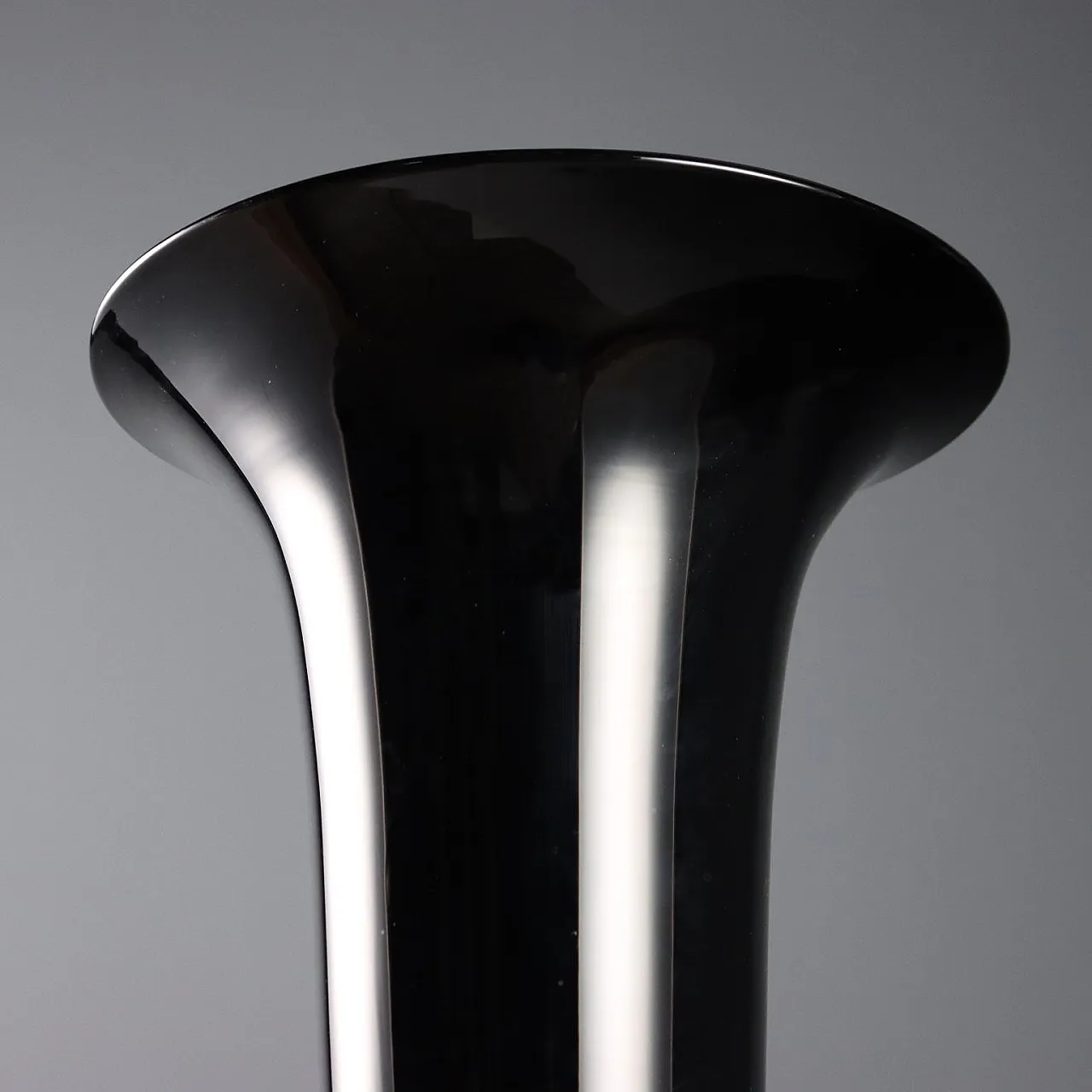 Vaso in vetro nero di Seguso Vetri d'Arte, anni '80 3
