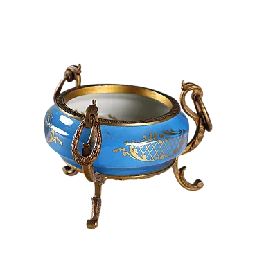 Ciotola in porcellana dipinta in policromia e oro, '900