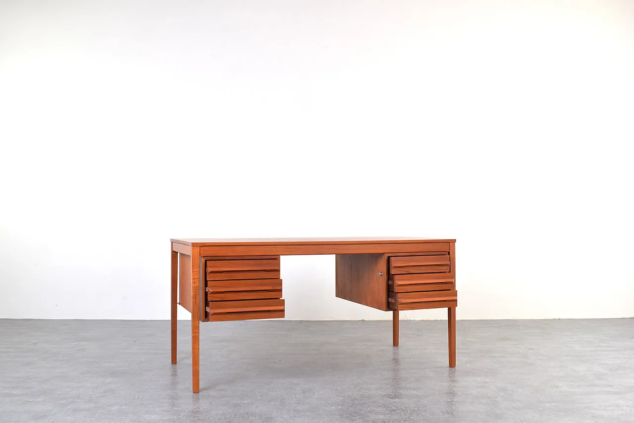 Mid-Century Teak Executive Desk by Torbjørn Afdal for Bruksbo, 1960s 4